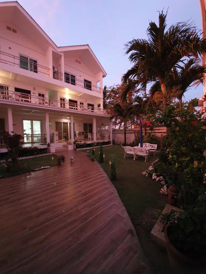 Club Boracay Apartelle Balabag  Exterior foto